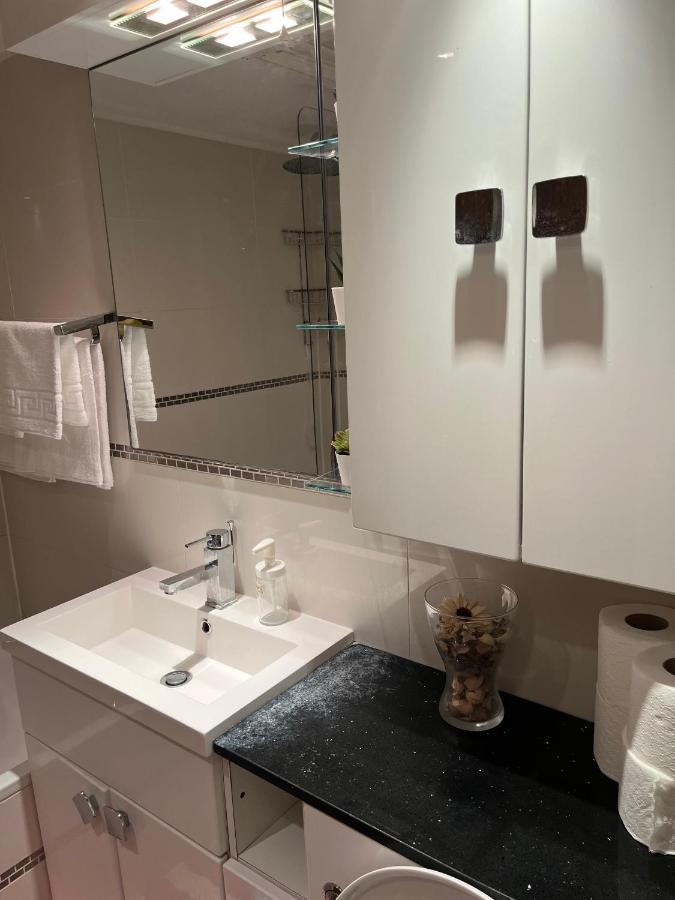 Stunning 1 Bedroom In Stunning Location - Mayfair Area ロンドン エクステリア 写真