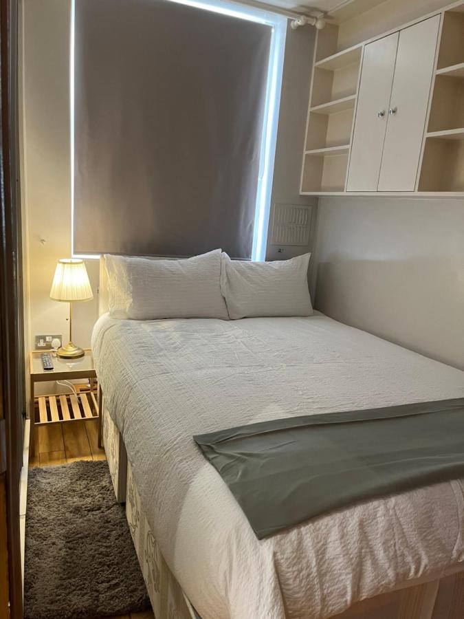 Stunning 1 Bedroom In Stunning Location - Mayfair Area ロンドン エクステリア 写真